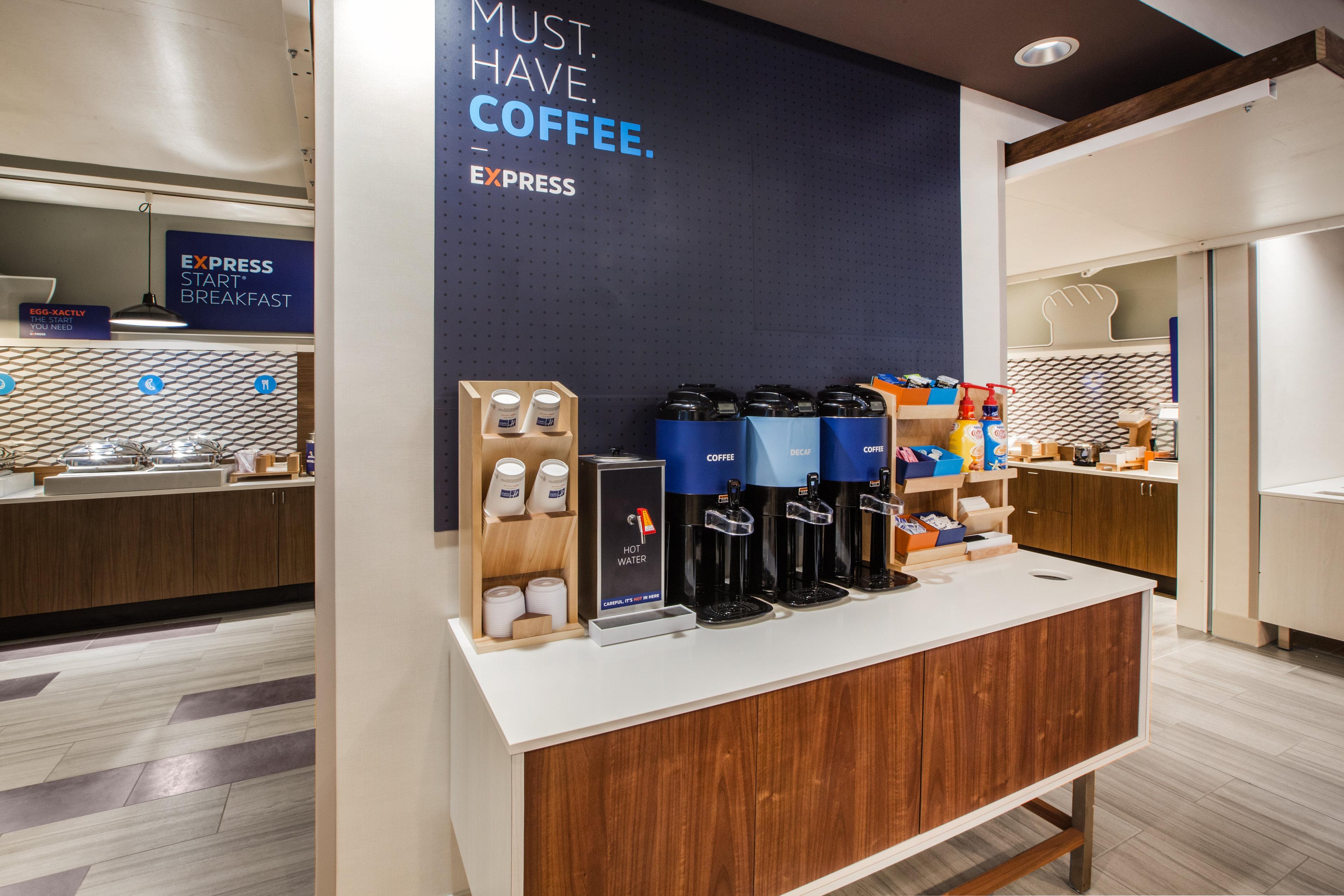 Holiday Inn Express Hotel & Suites Canton By Ihg Bagian luar foto
