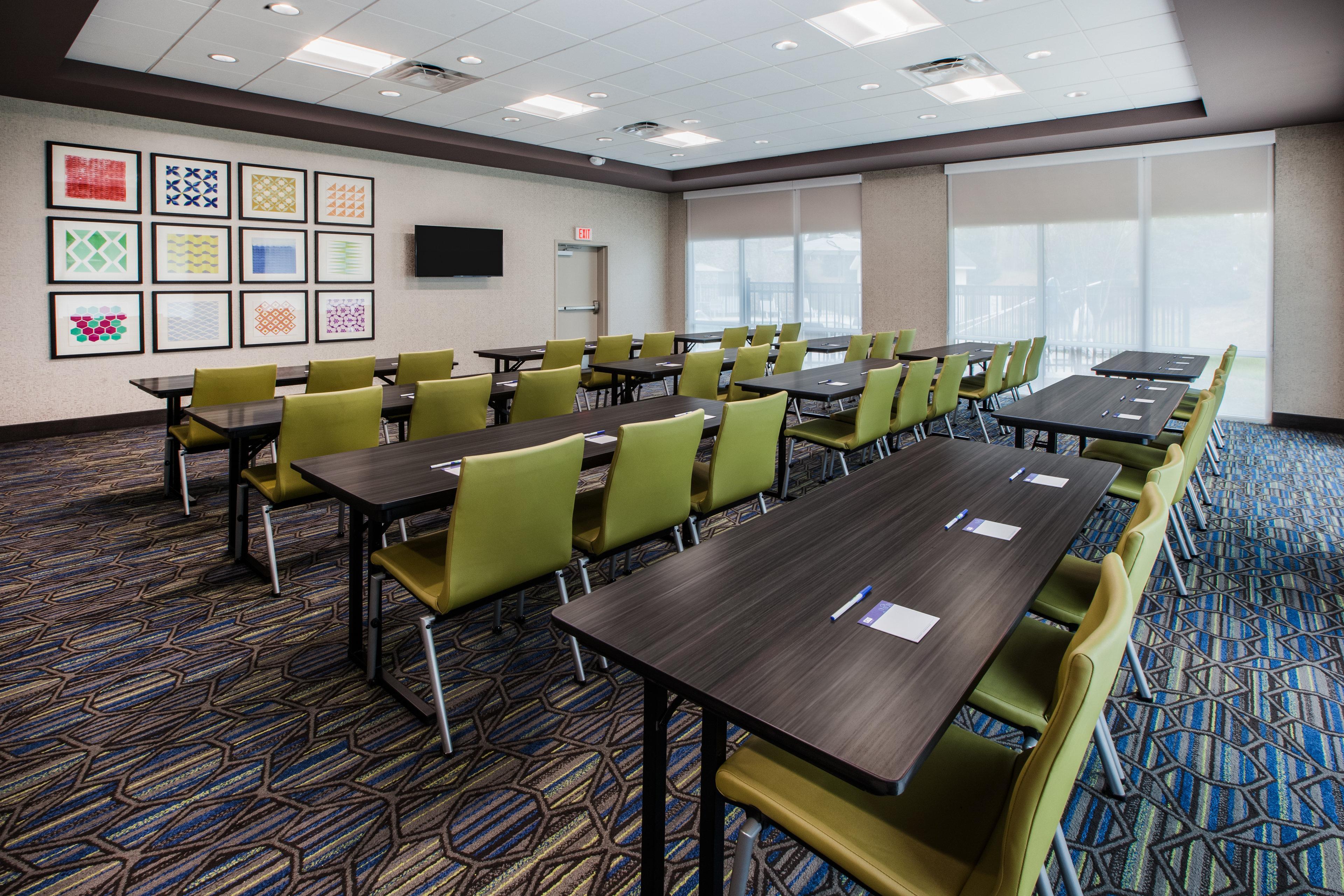 Holiday Inn Express Hotel & Suites Canton By Ihg Bagian luar foto