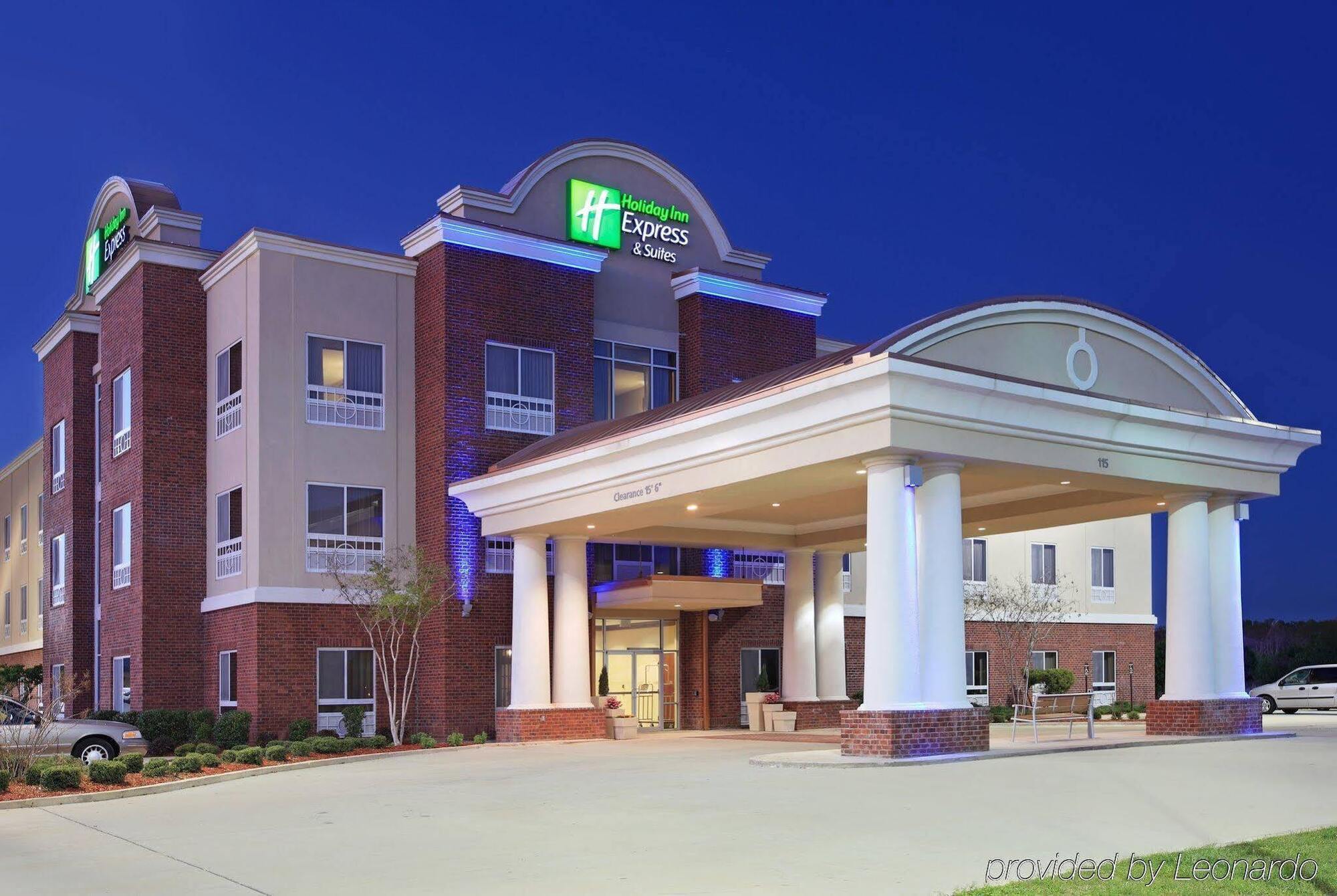 Holiday Inn Express Hotel & Suites Canton By Ihg Bagian luar foto